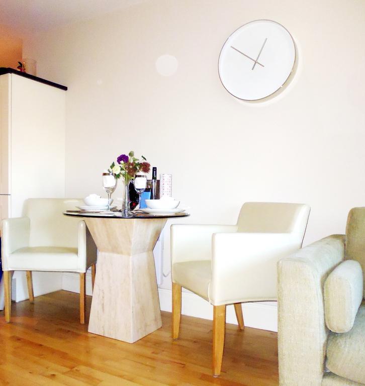 11 Talbot Court Apartment York Phòng bức ảnh